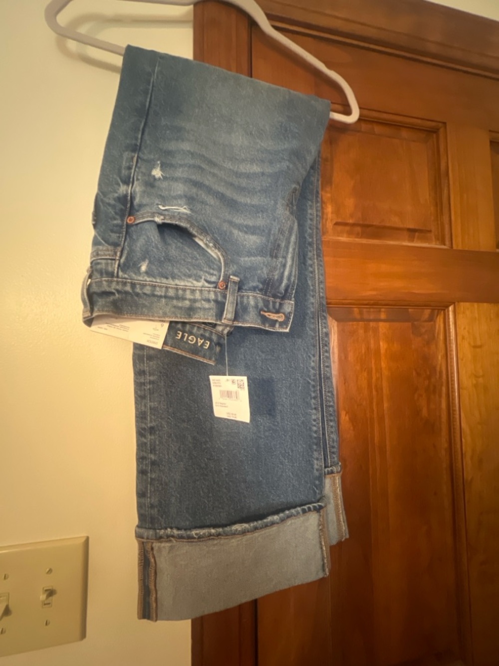 American Eagle Stovepipe Jeans Size 6 High Rise Straight Leg Distressed NWT - Picture 2 of 5